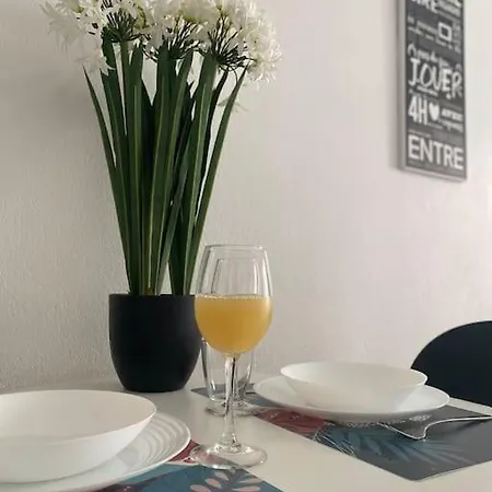 Bottero-joli Avec Terrasse 5 Mins De La *