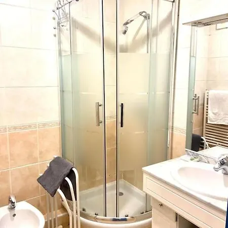 Bottero-joli Avec Terrasse 5 Mins De La