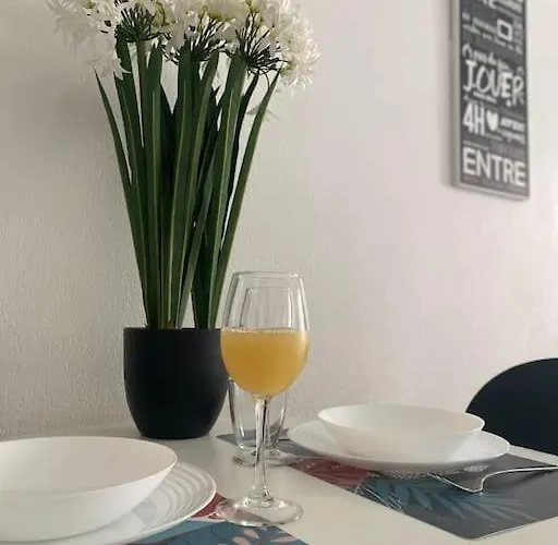 Bottero-joli Avec Terrasse 5 Mins De La *