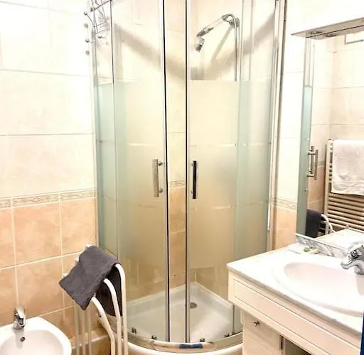 Bottero-joli Avec Terrasse 5 Mins De La