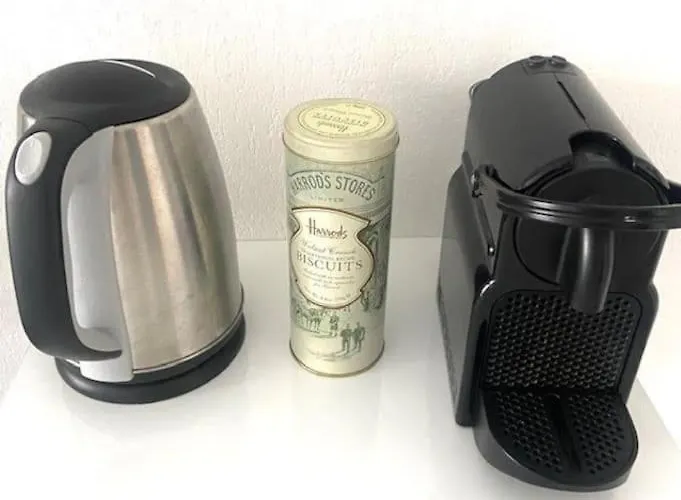 Bottero-joli Avec Terrasse 5 Mins De La Διαμέρισμα Νίκαια