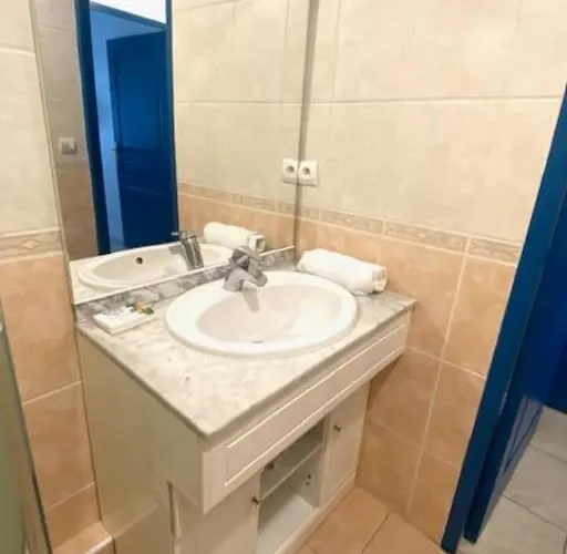 Bottero-joli Avec Terrasse 5 Mins De La Νίκαια